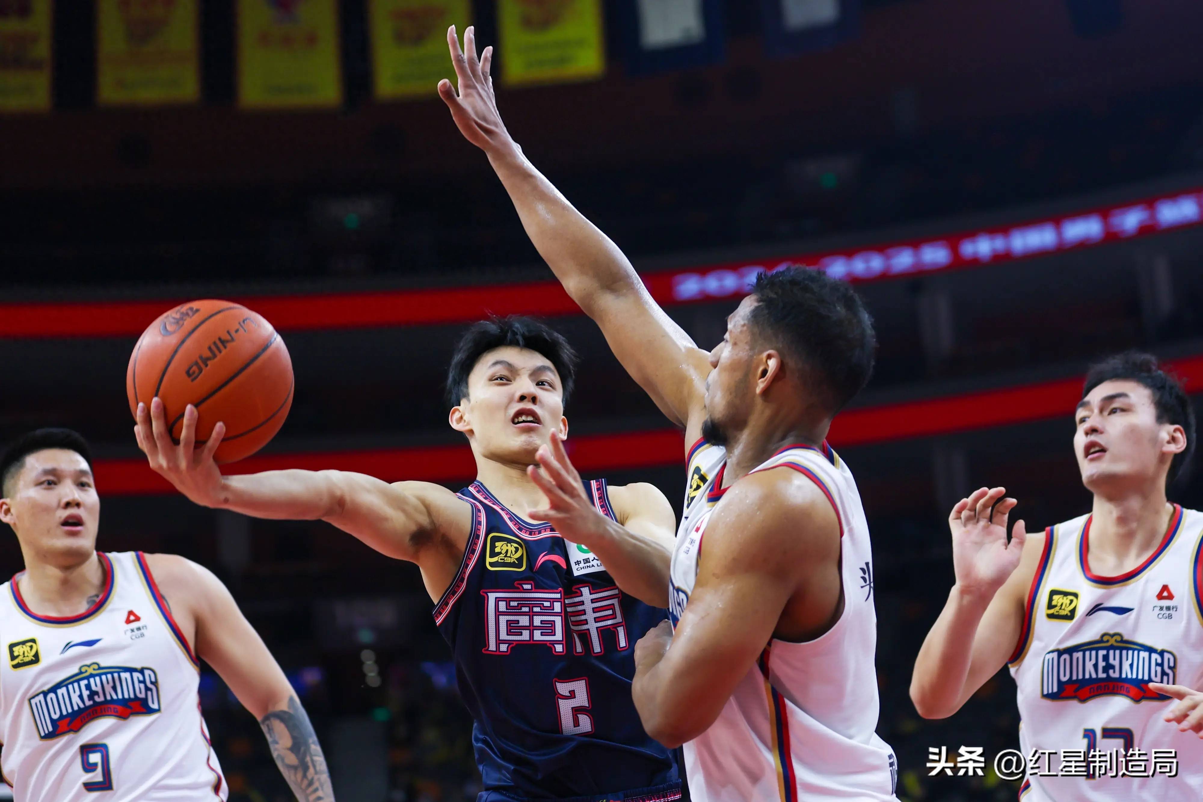 C7娱乐-包含广州淘宝客场击败河南建业，稳坐积分榜前列的词条